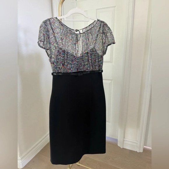 Tahari size 6 belted dress - Picture 1 of 9